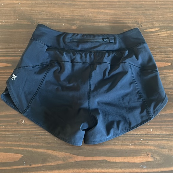 Girls Athleta Run The World 3” Short Size M 8/10 - Picture 3 of 6